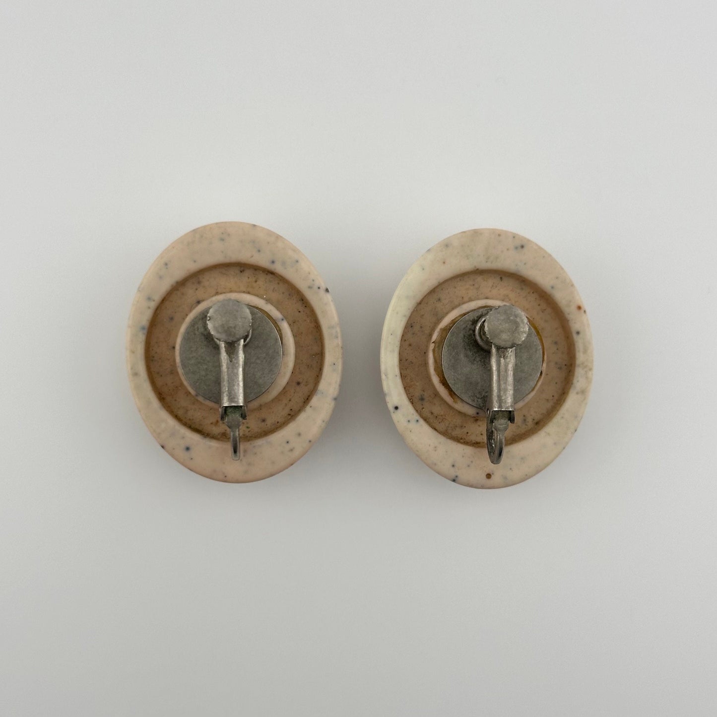 Vintage Plastic Earrings, Clip On With Screw Closure, Nude Speckled Oval.