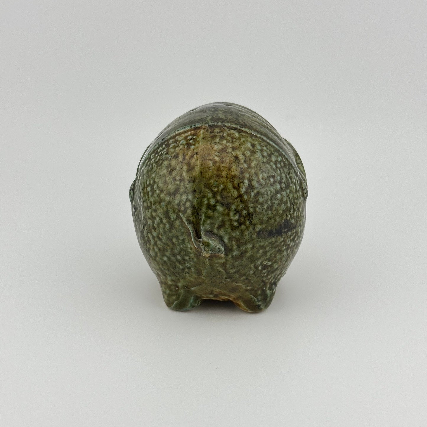 Vintage Green Elephant Ceramic Salt or Pepper Shaker, Maker Unknown.