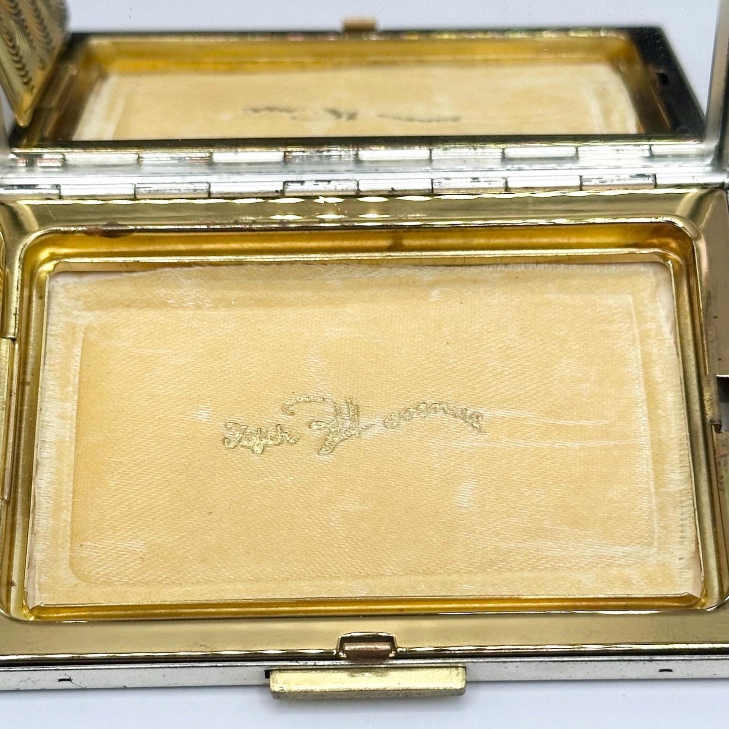 Vintage Compact with Etched Floral Fan Design by Zell Fifth Avenue