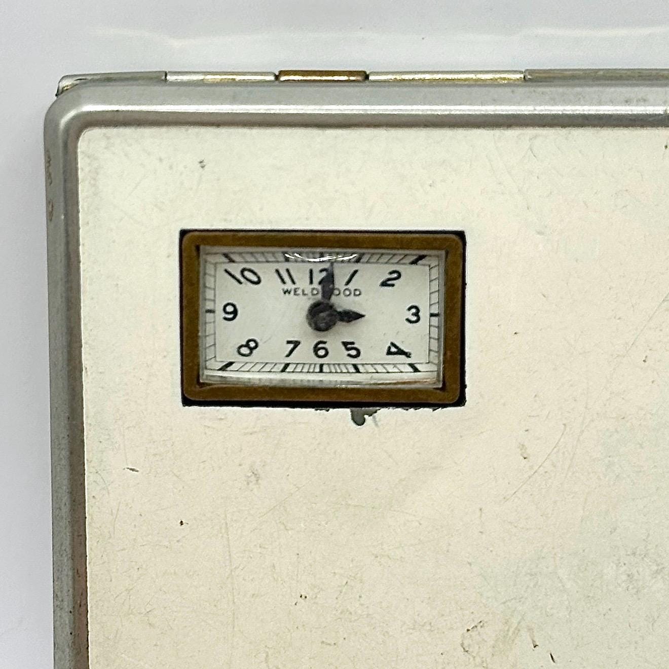 Vintage Clock Compact with White Enamel Cover Made by Illinois Watch Case Company
