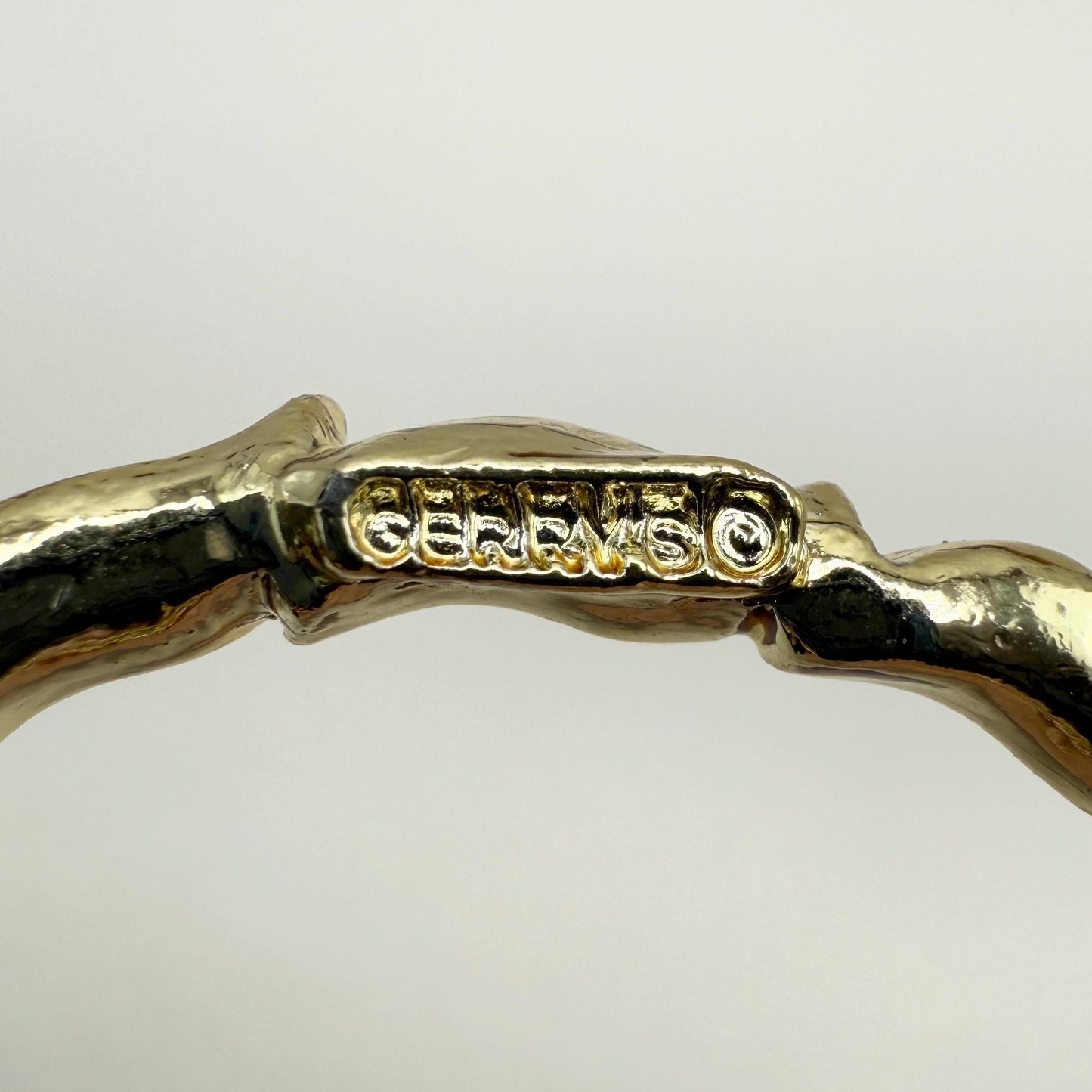 Vintage Brooch Pin of Gold Tone Wreath Stamped Gerry's