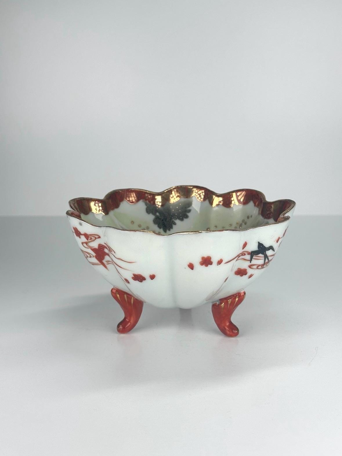 Vintage Footed Bowl with Red, Gold Scalloped Rim in Chinese Floral Design