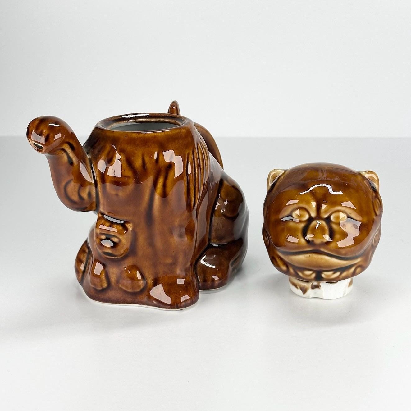 Vintage Cho-Cho Cat Teapot in a Brown Porcelain