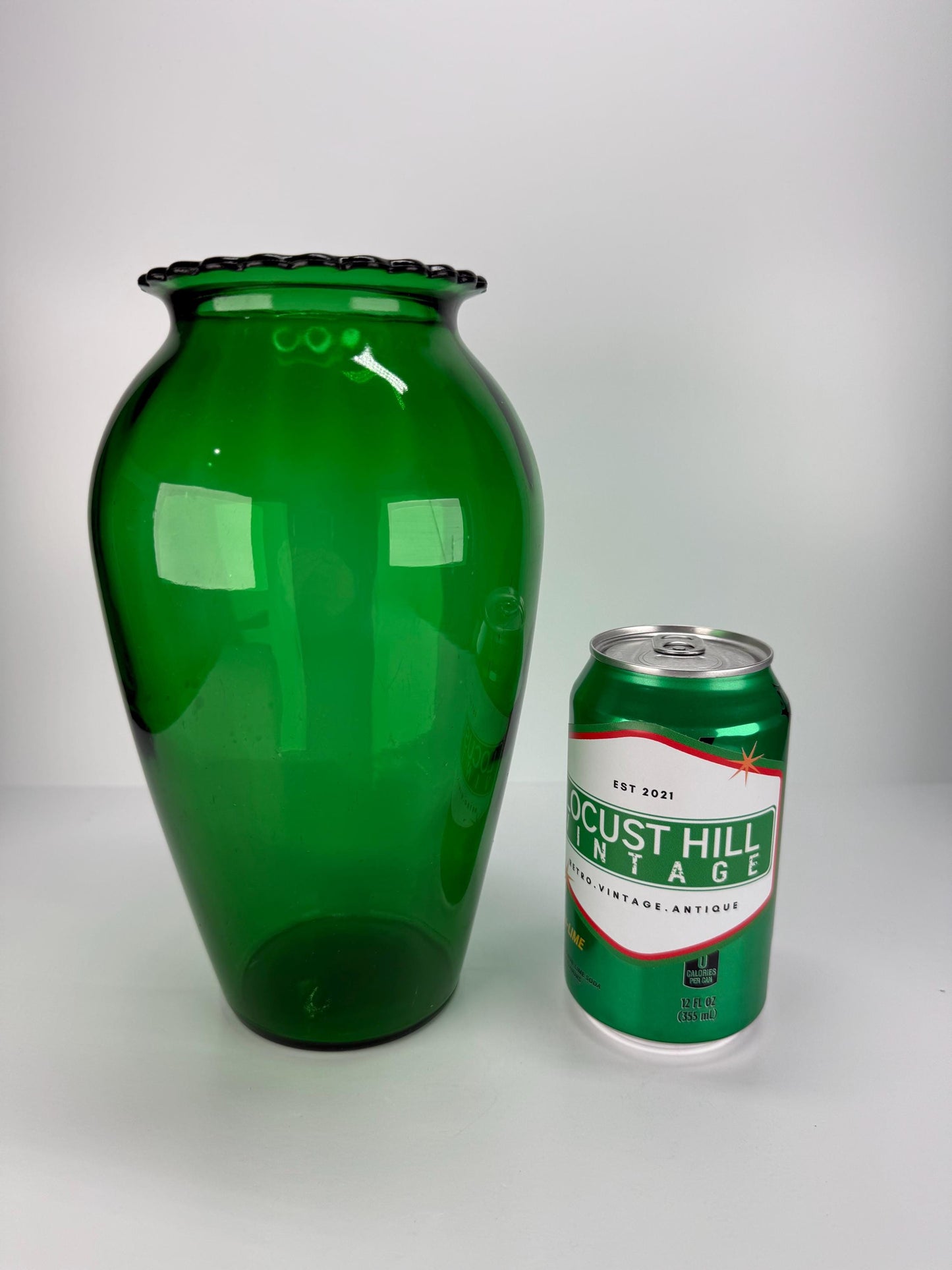 Vintage Vase by Anchor Hocking in Forest Green with Scalloped Rim