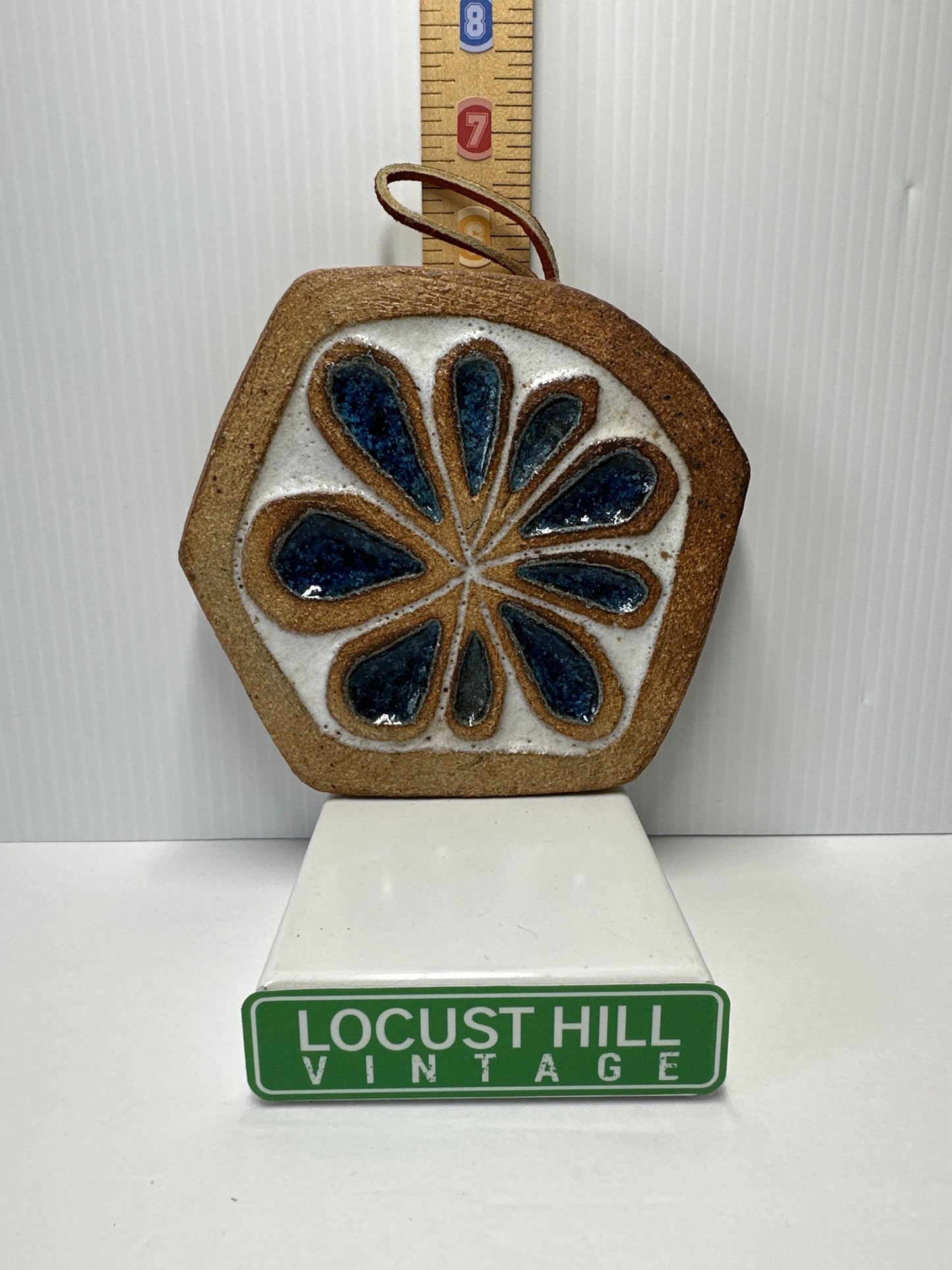 Vintage Flower Trivet, Blue Flower Design