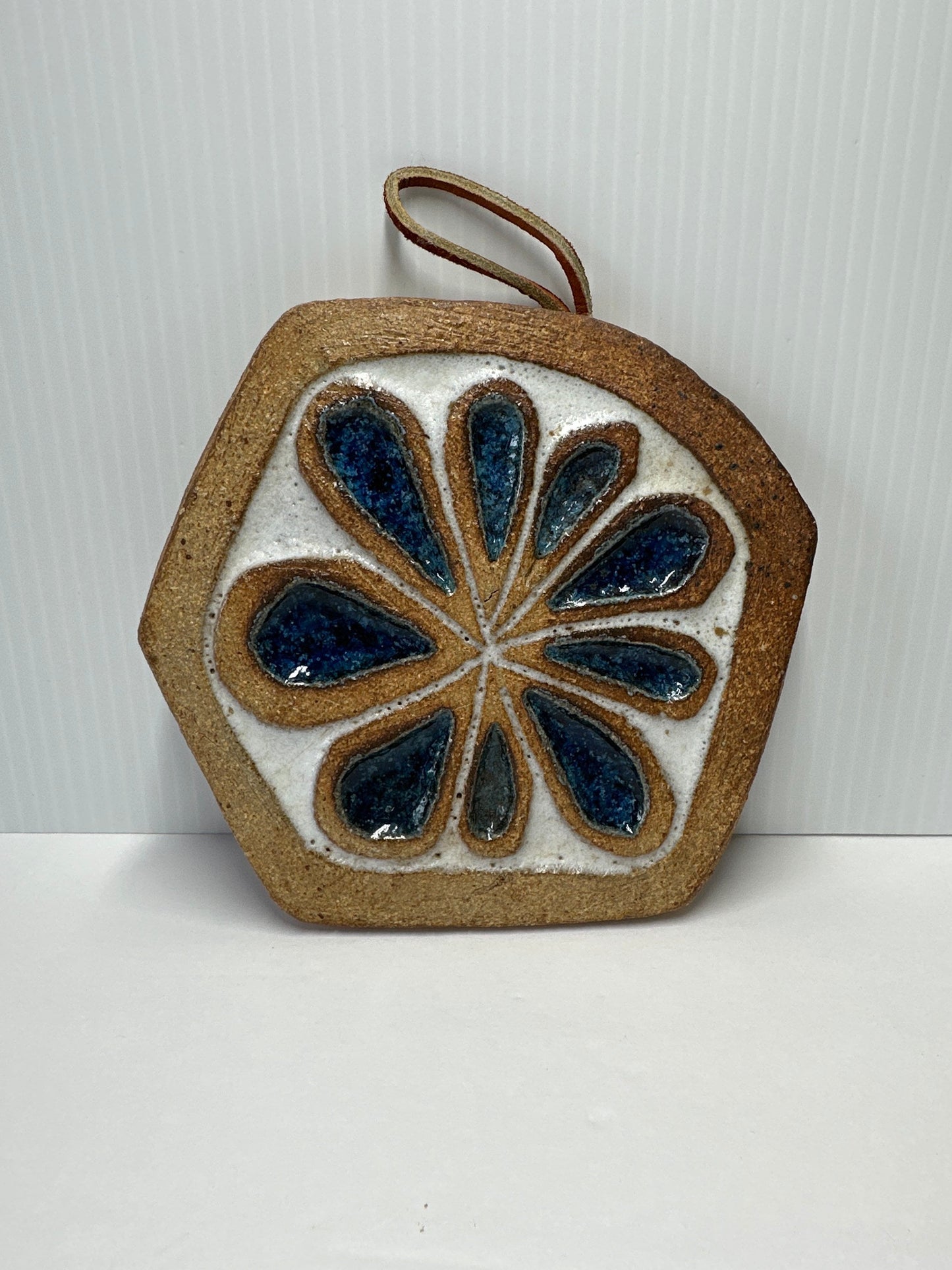 Vintage Flower Trivet, Blue Flower Design