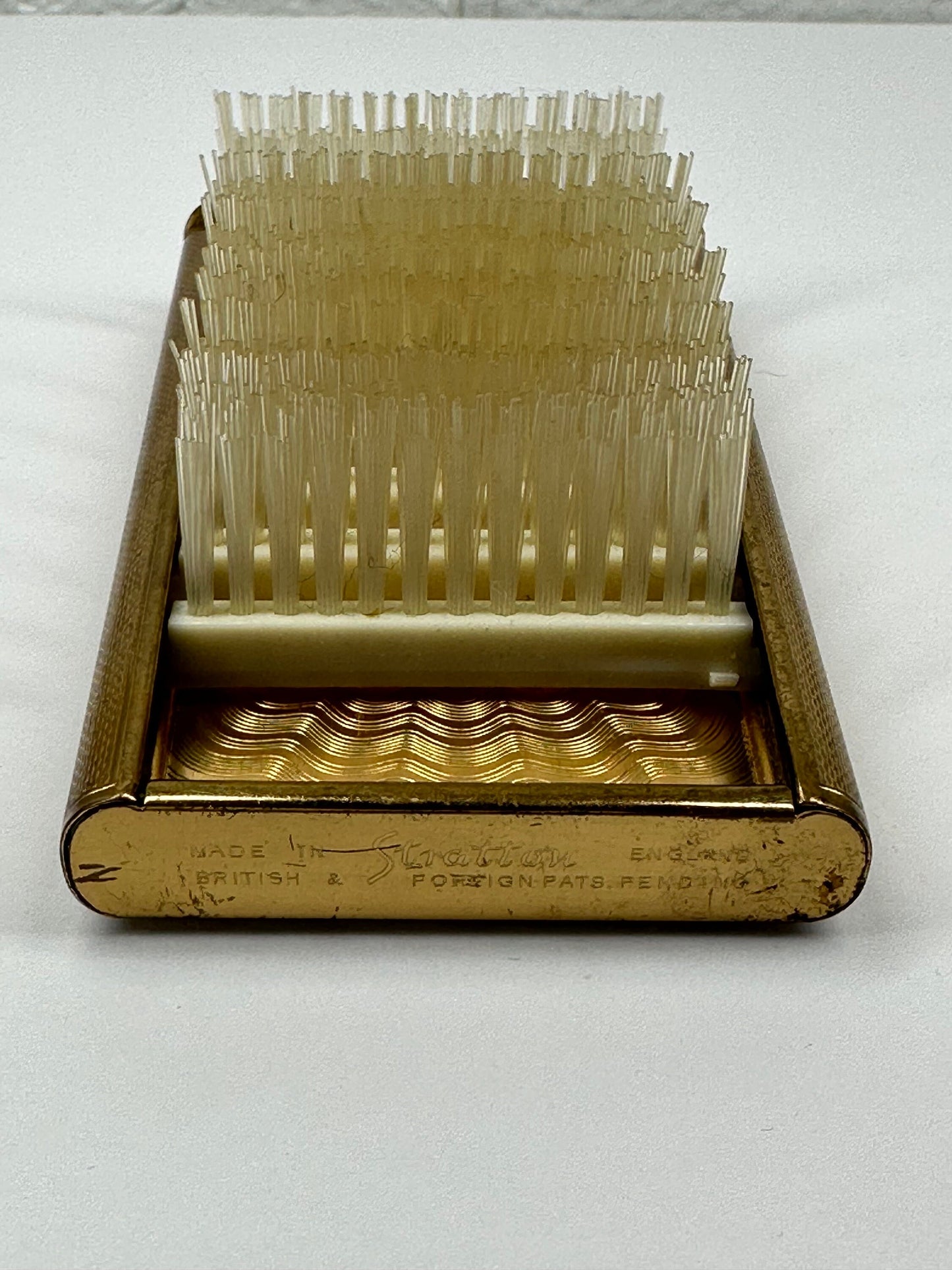 Vintage Brush, Folds Into Compact, Made by Stratton in England.