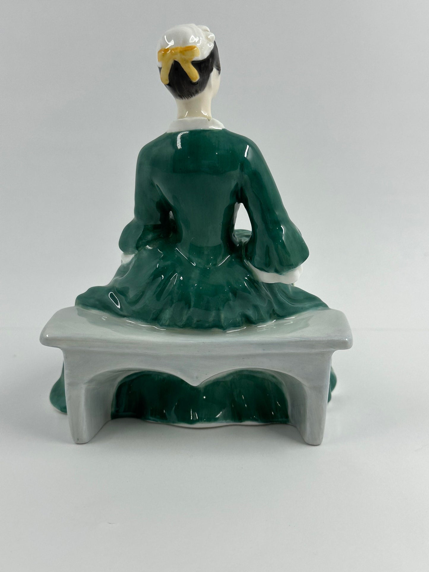 Vintage Figurine, by Royal Doulton, A Lady from Willamsburg, HN2228, and Made in England