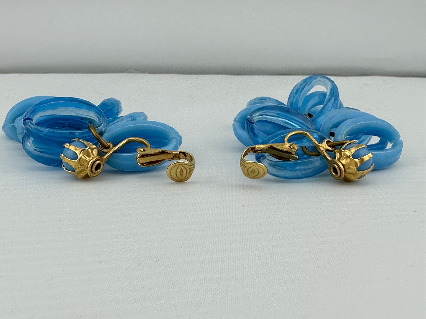 Vintage Clip On Dangling Earrings, Light Blue Rings and Gold Plated.