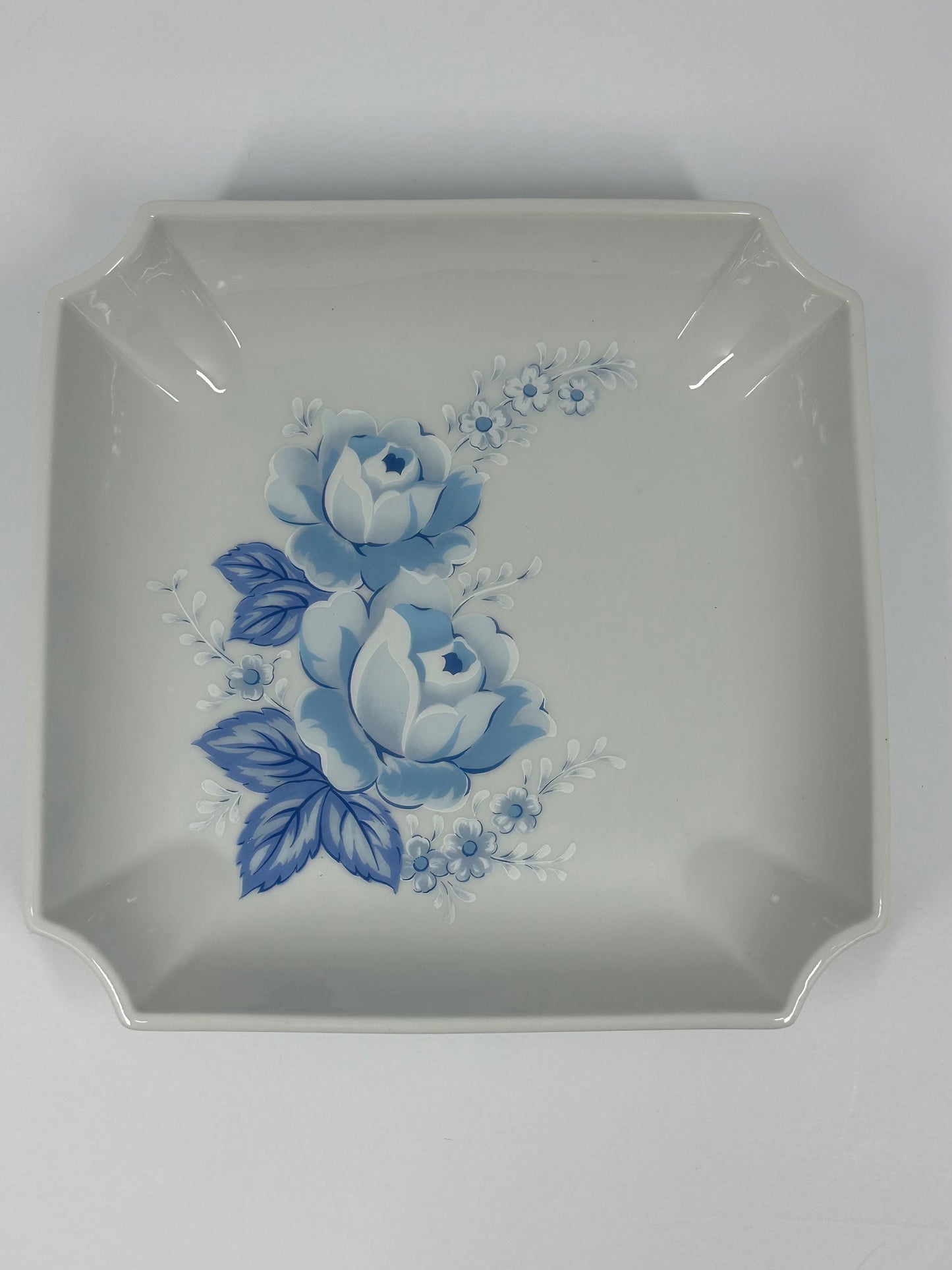 Vintage Square Serving Dish With White and Blue Flowers by Seizan, Japan.