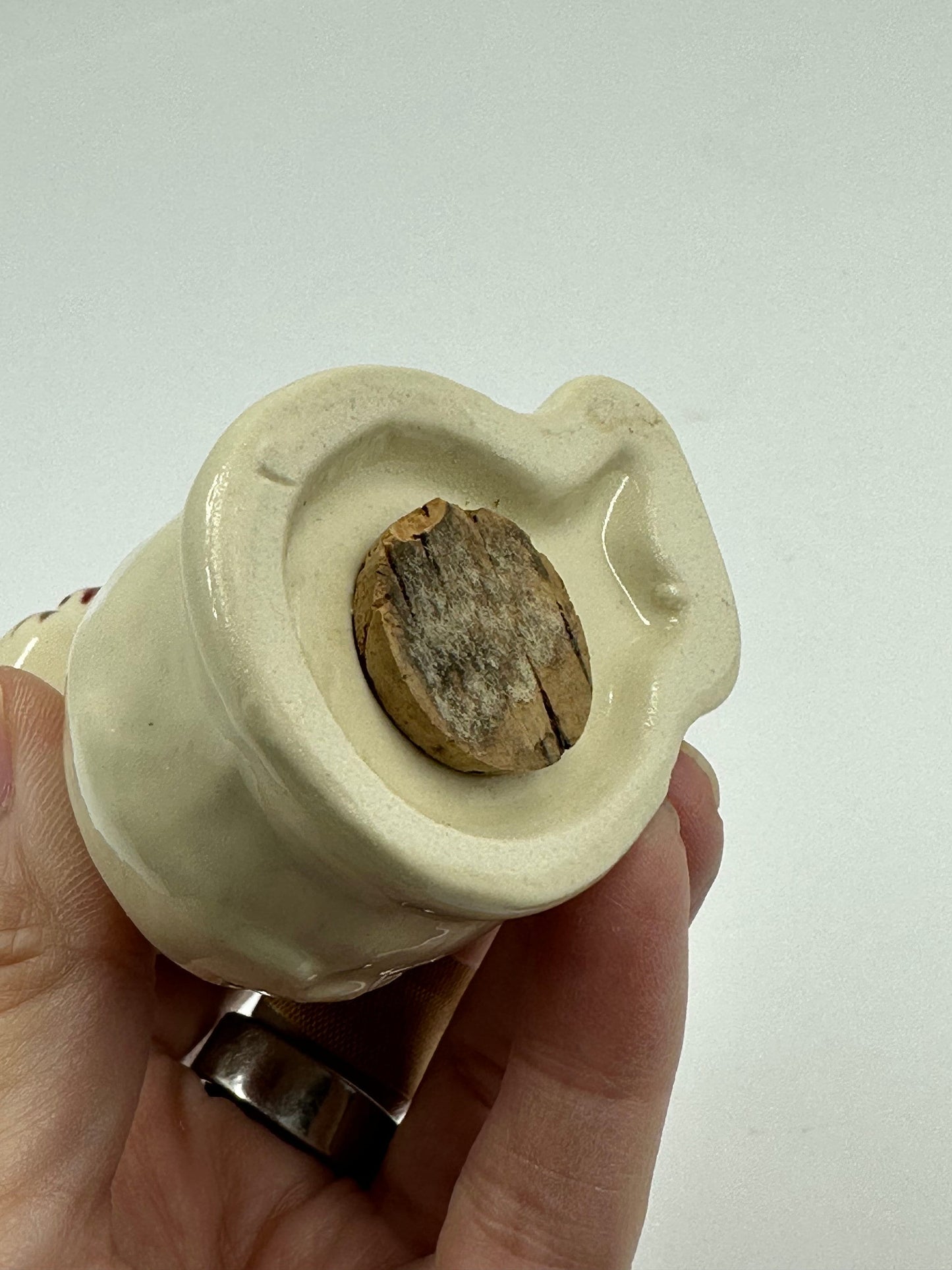 Vintage Salt Shaker, Shawnee Pottery, Smiley Cat, 1940s.