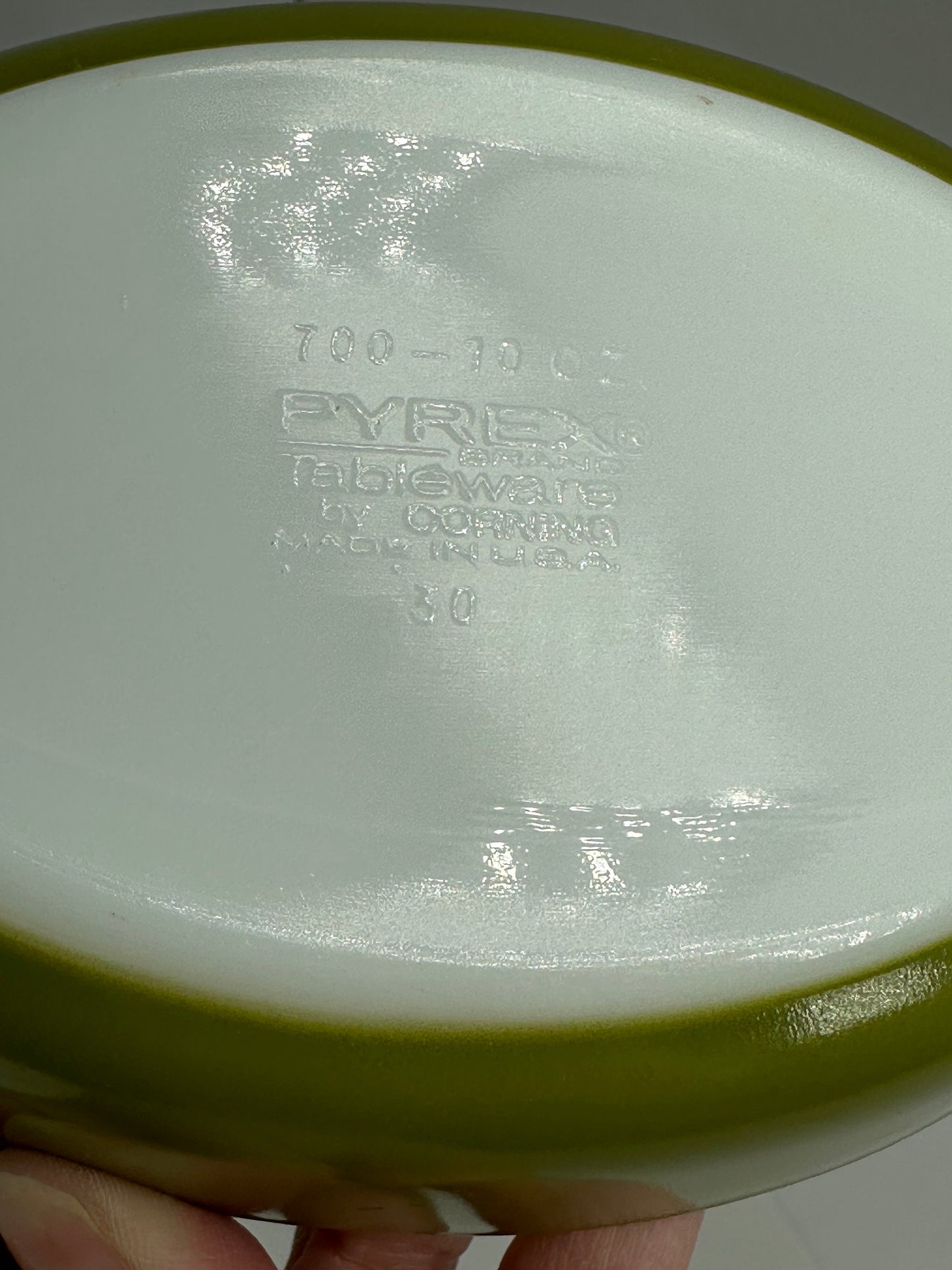 Vintage Avocado Green Pyrex Casserole Dish, Oval.