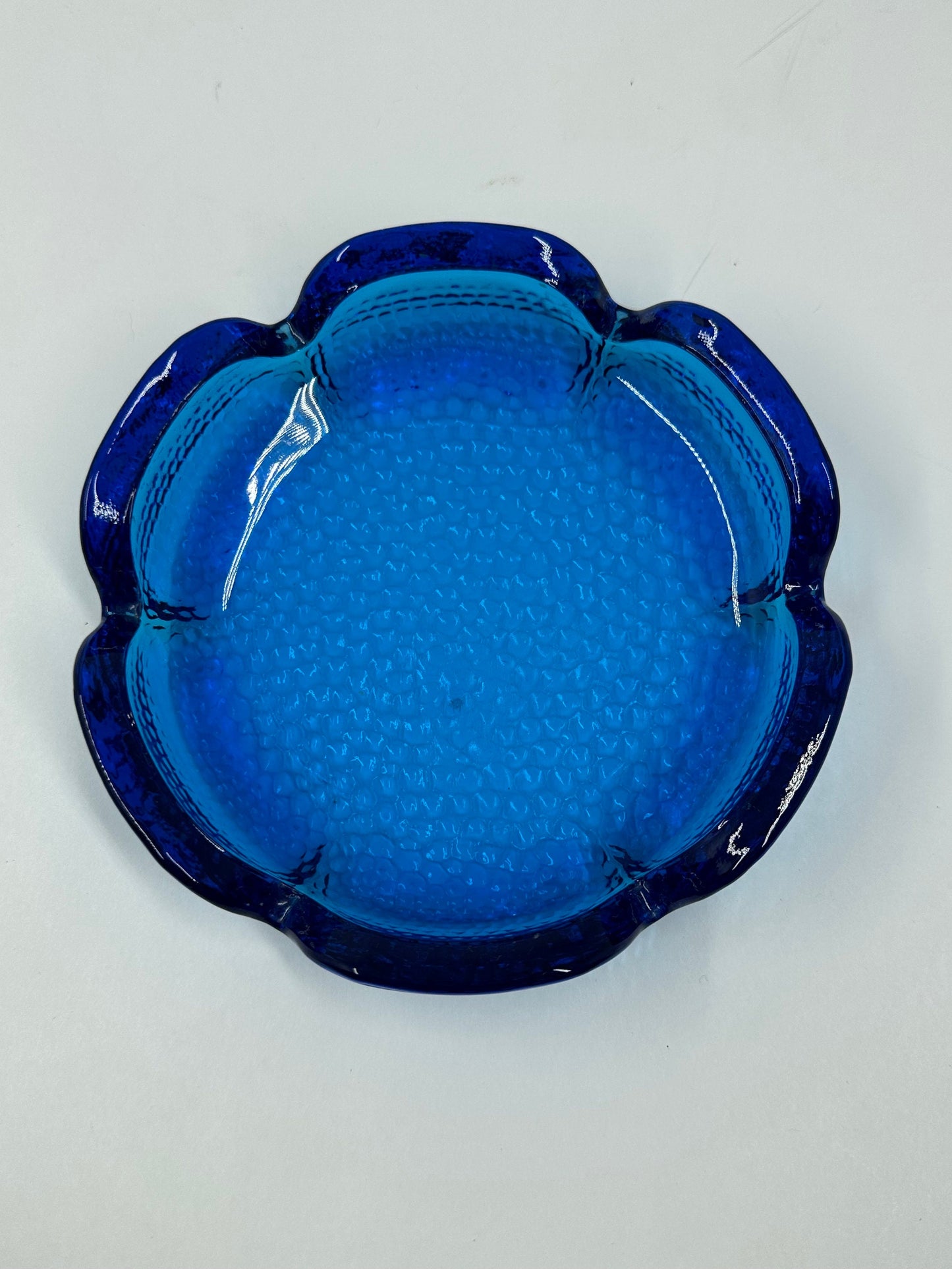 Vintage Blue Glass Ashtray, Flower Shaped by Anchor Hocking