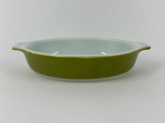 Vintage Avocado Green Pyrex Casserole Dish, Oval.