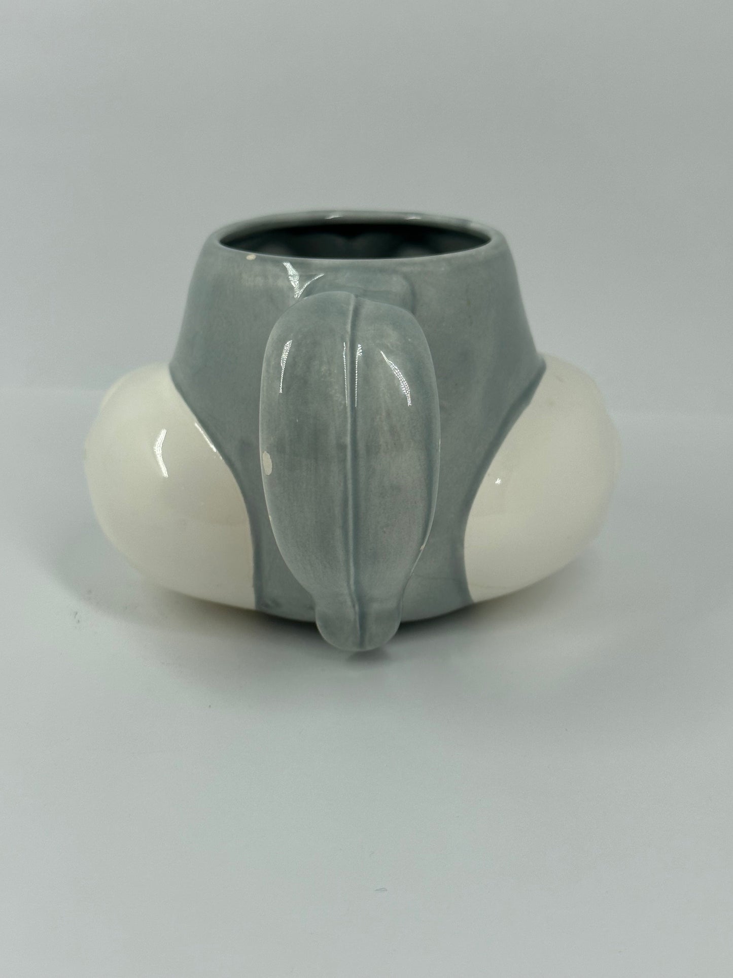Vintage Ceramic Looney Tunes Bugs Bunny Mug by Warner Brothers.