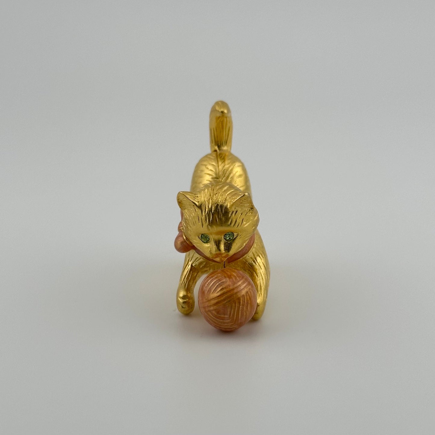 Vintage Estée Lauder Kitty Figurine, Solid Perfume.