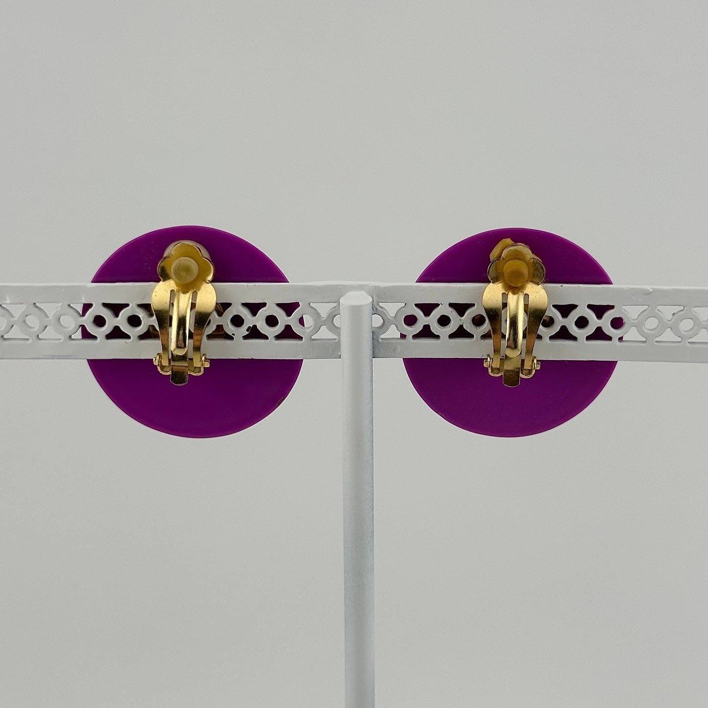 Vintage Earrings, Retro Purple and White Plastic Clip-ons with Gold Back.