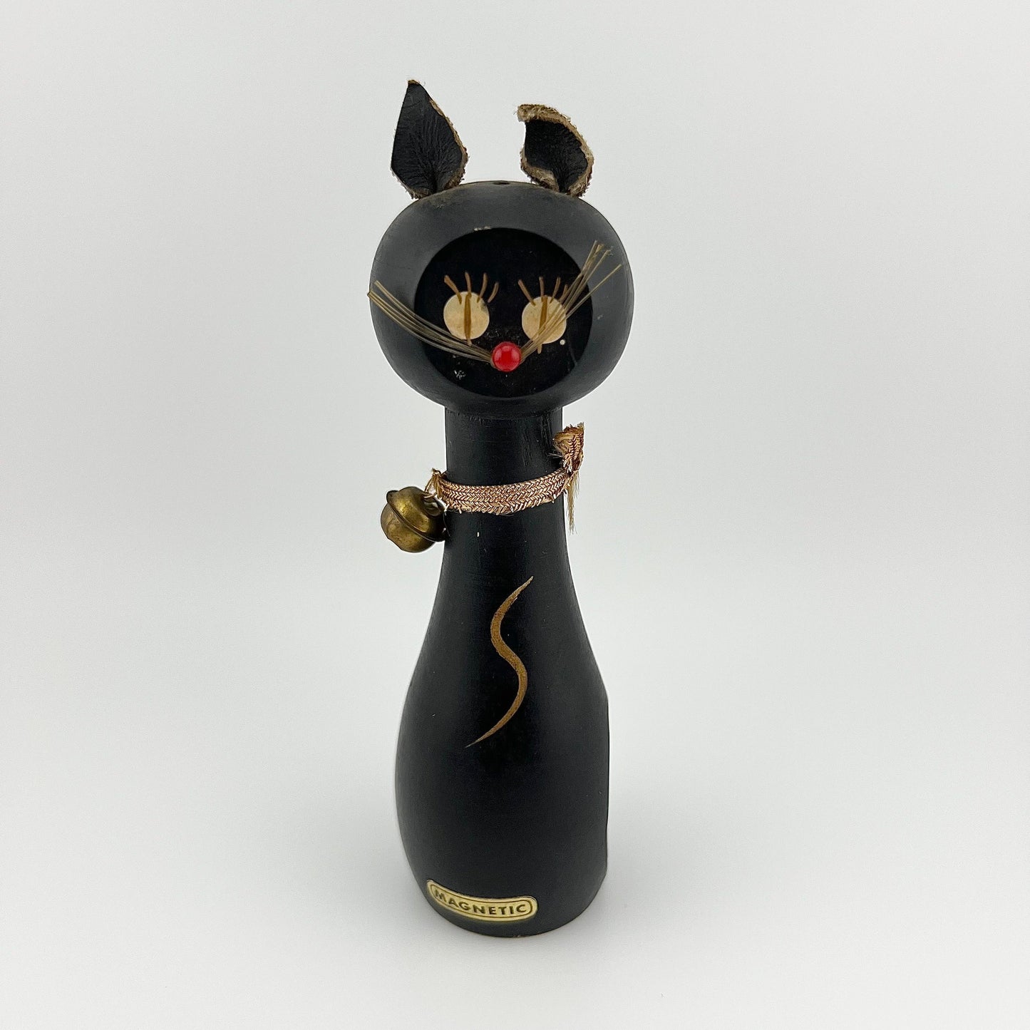 Vintage Magnetic Black Cat Salt and Pepper Shakers, Made by Enesco, Japan.