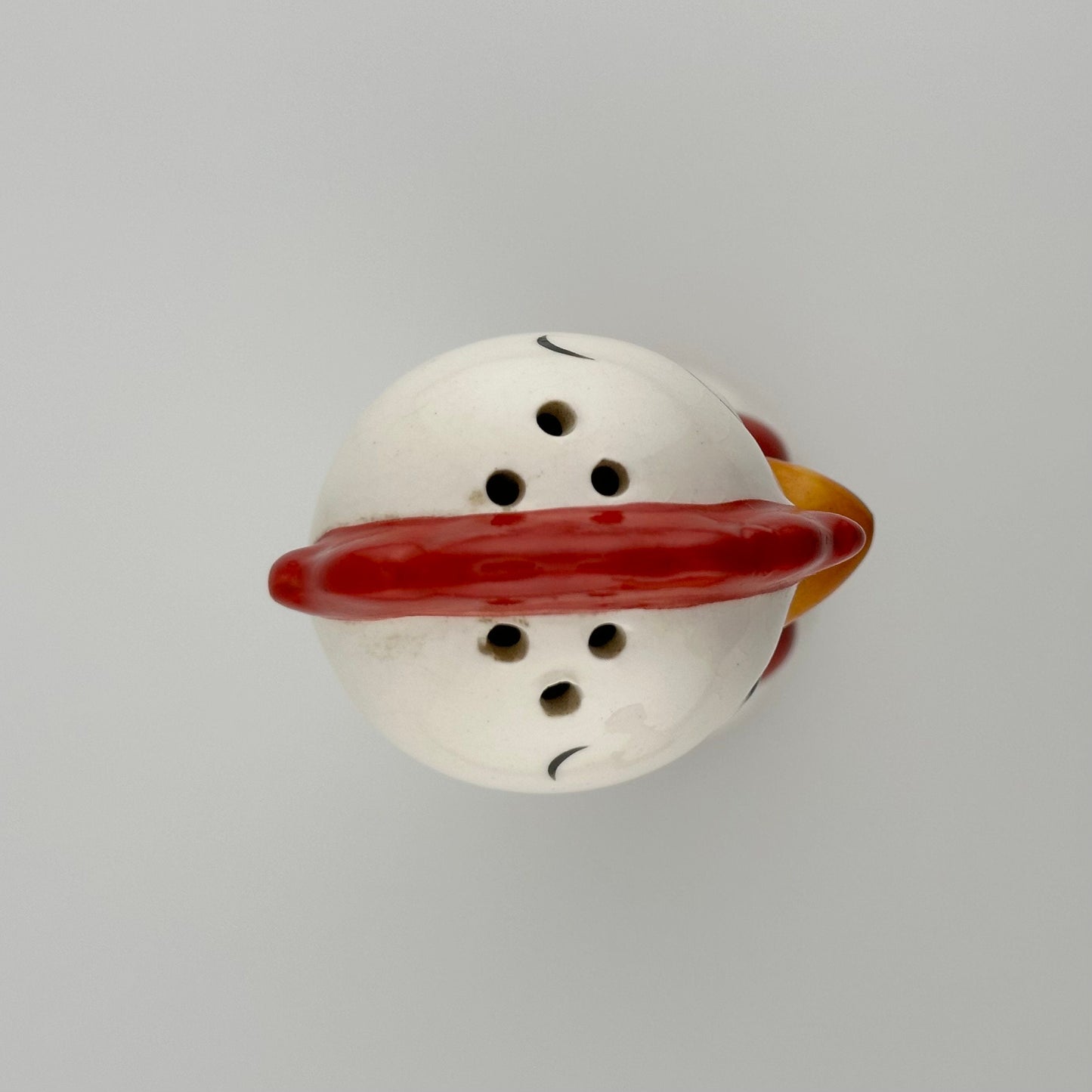 Vintage Ceramic Salt and Pepper Shakers, Smiling Chickens Made in Japan.