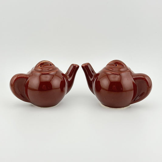 Vintage Salt and Pepper Shaker Set, Brown Ceramic Tea Pots.