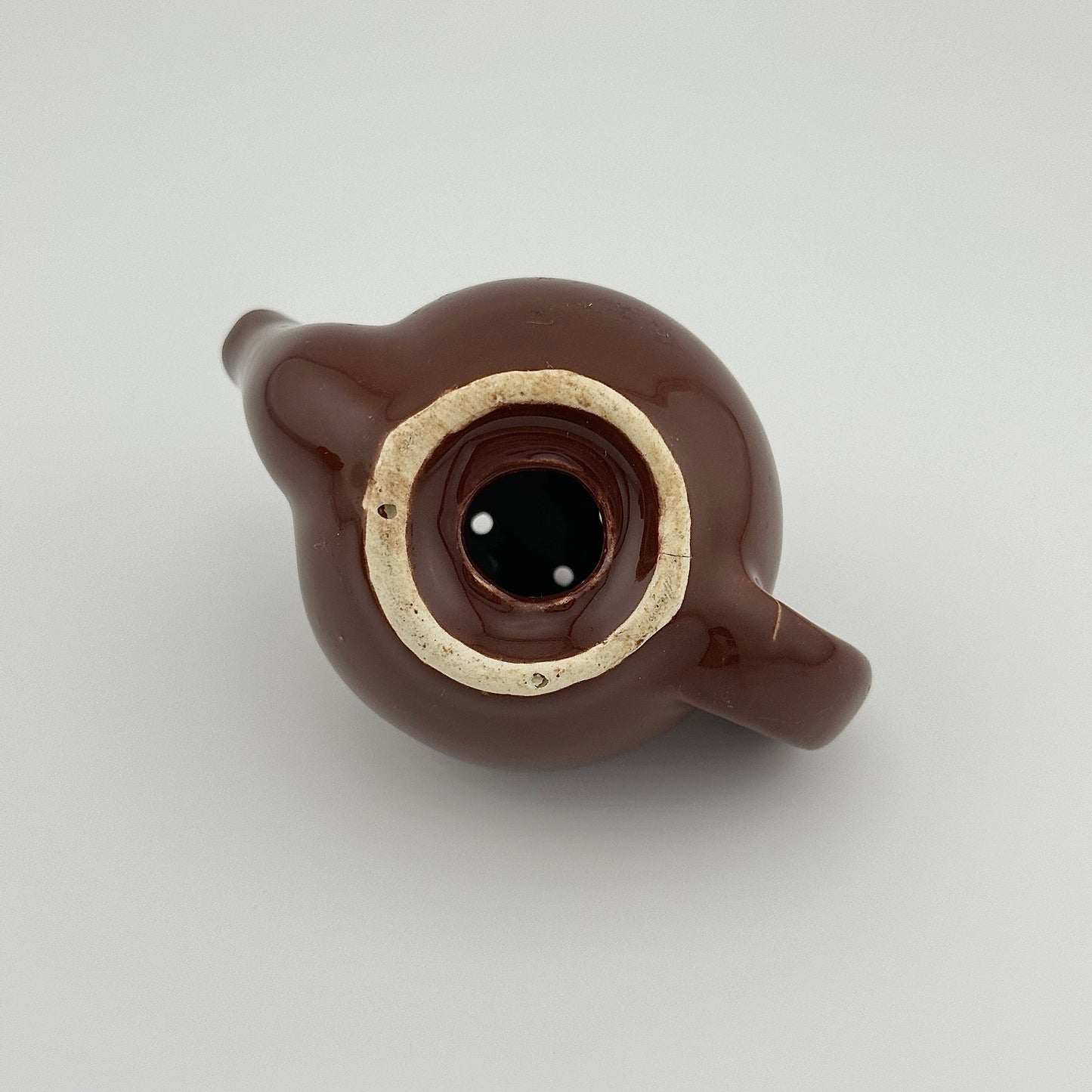 Vintage Salt and Pepper Shaker Set, Brown Ceramic Tea Pots.