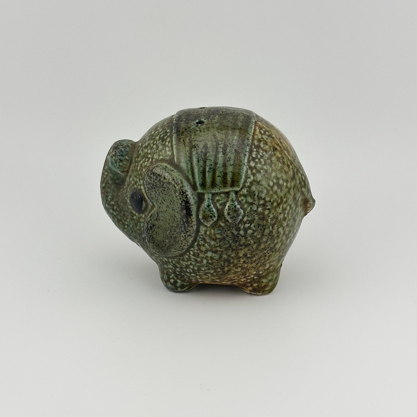 Vintage Green Elephant Ceramic Salt or Pepper Shaker, Maker Unknown.