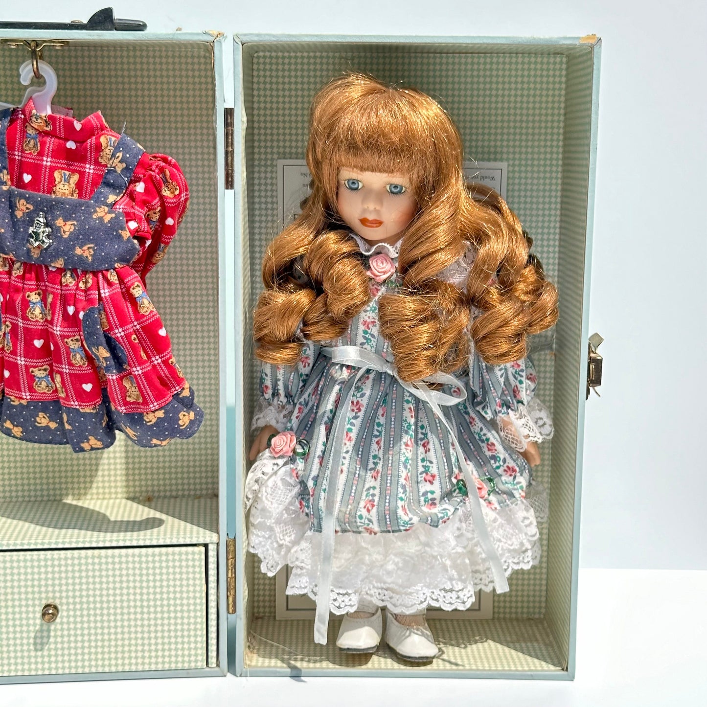 Vintage Doll by Heritage Mint Companion Collection in Original Trunk with 2 Outfits.