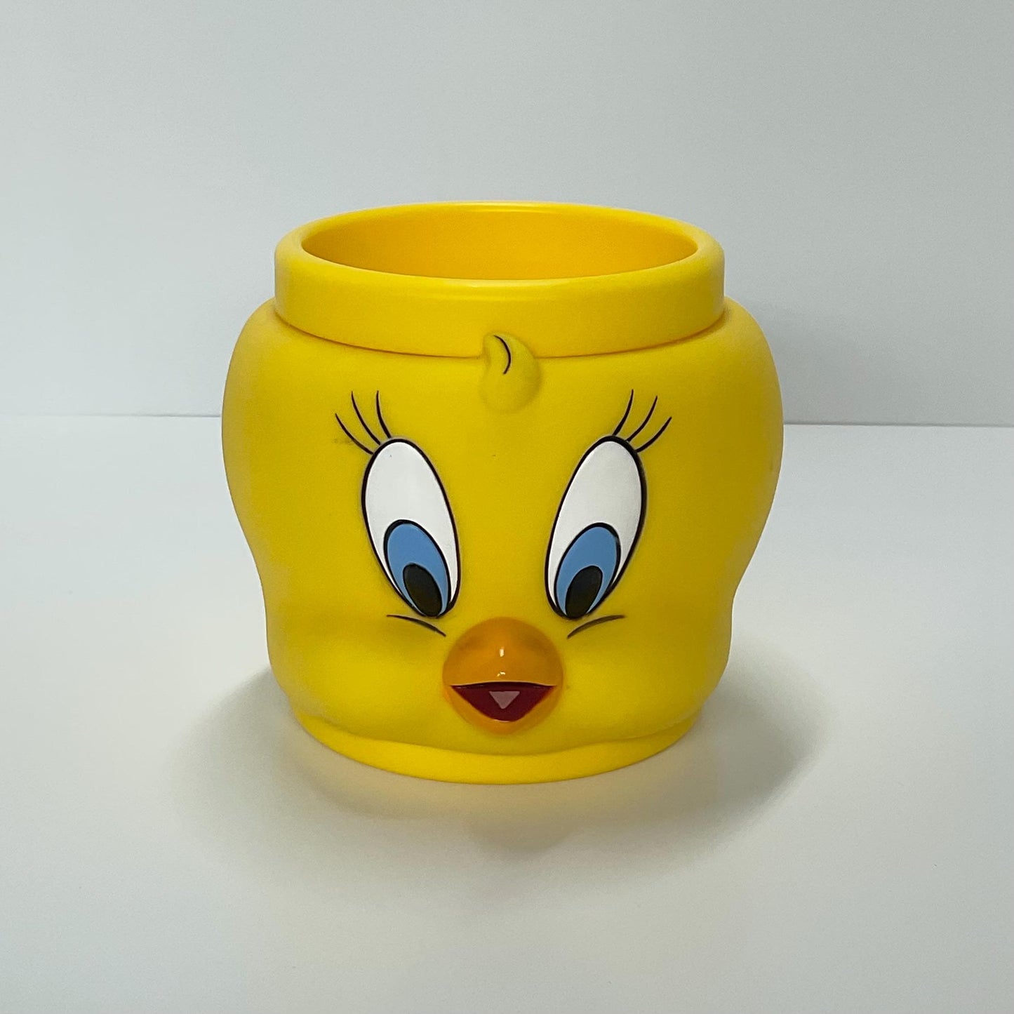 Vintage Tweety Bird  Cup by Warner Bros Looney Tunes, 3D Cartoon Face 1992.