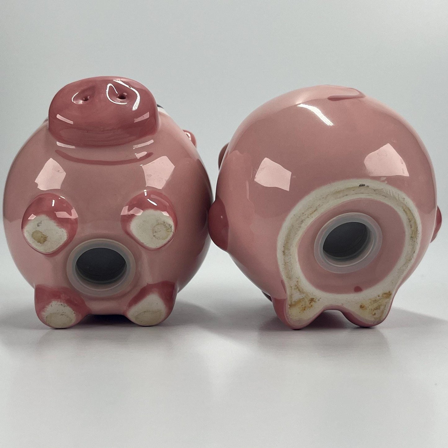 Vintage Salt and Pepper Shaker Set of Adorable Pink Smiling Pigs