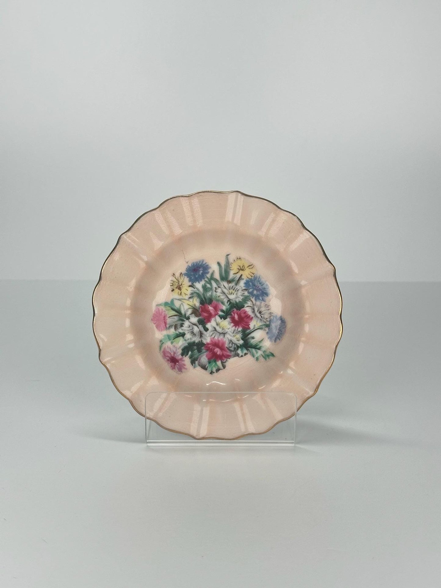 Vintage Ashtray with Floral Design and Gold Trim Made by Trimont Ware