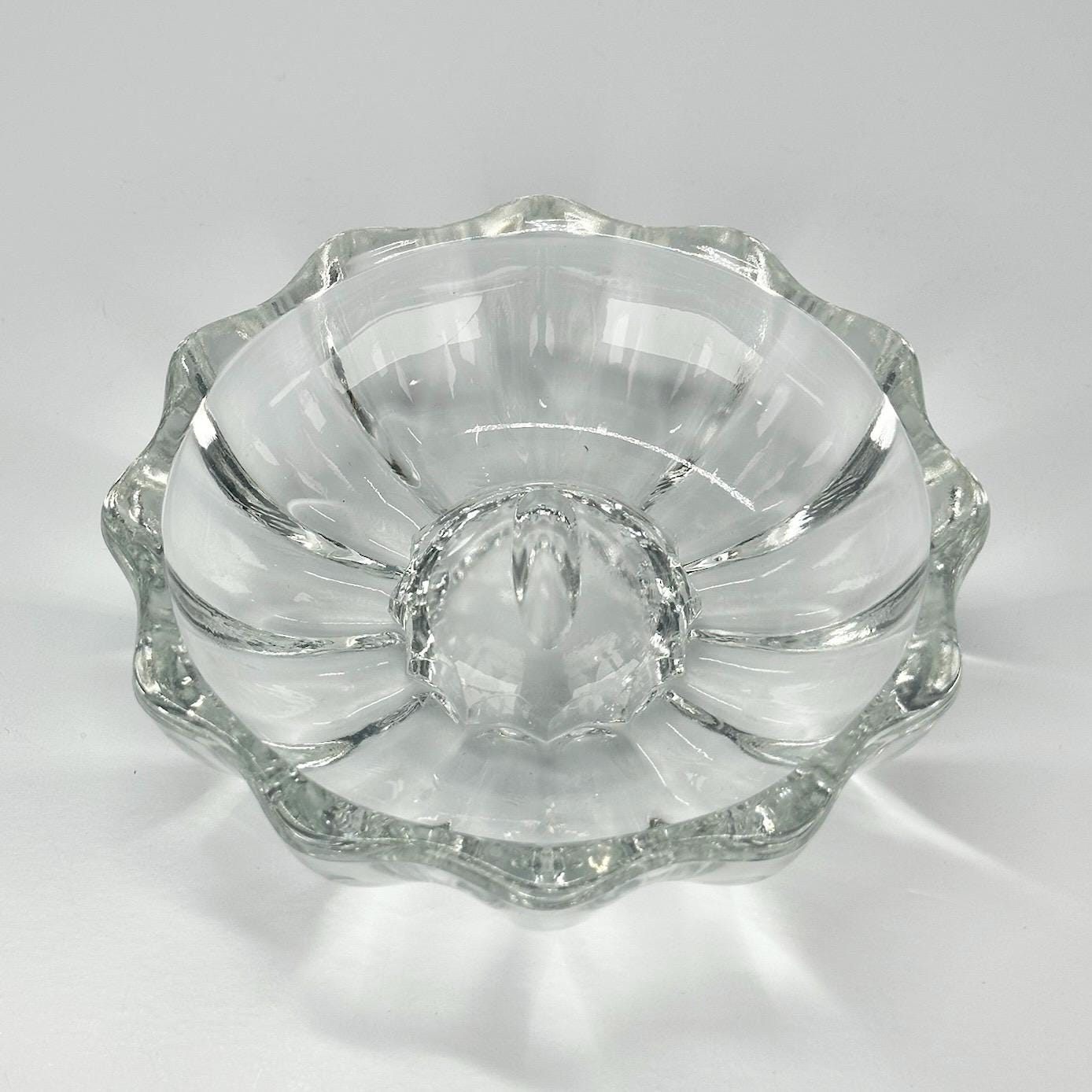 Vintage Ashtray with MCM Design and Raised Center Made by Anchor Hocking