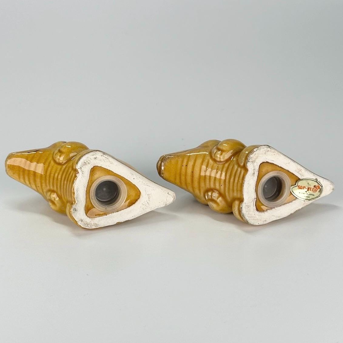 Vintage Salt and Pepper Shakers Shaped Like Alligators and Florida Souvenir by Sun-Glo Japan