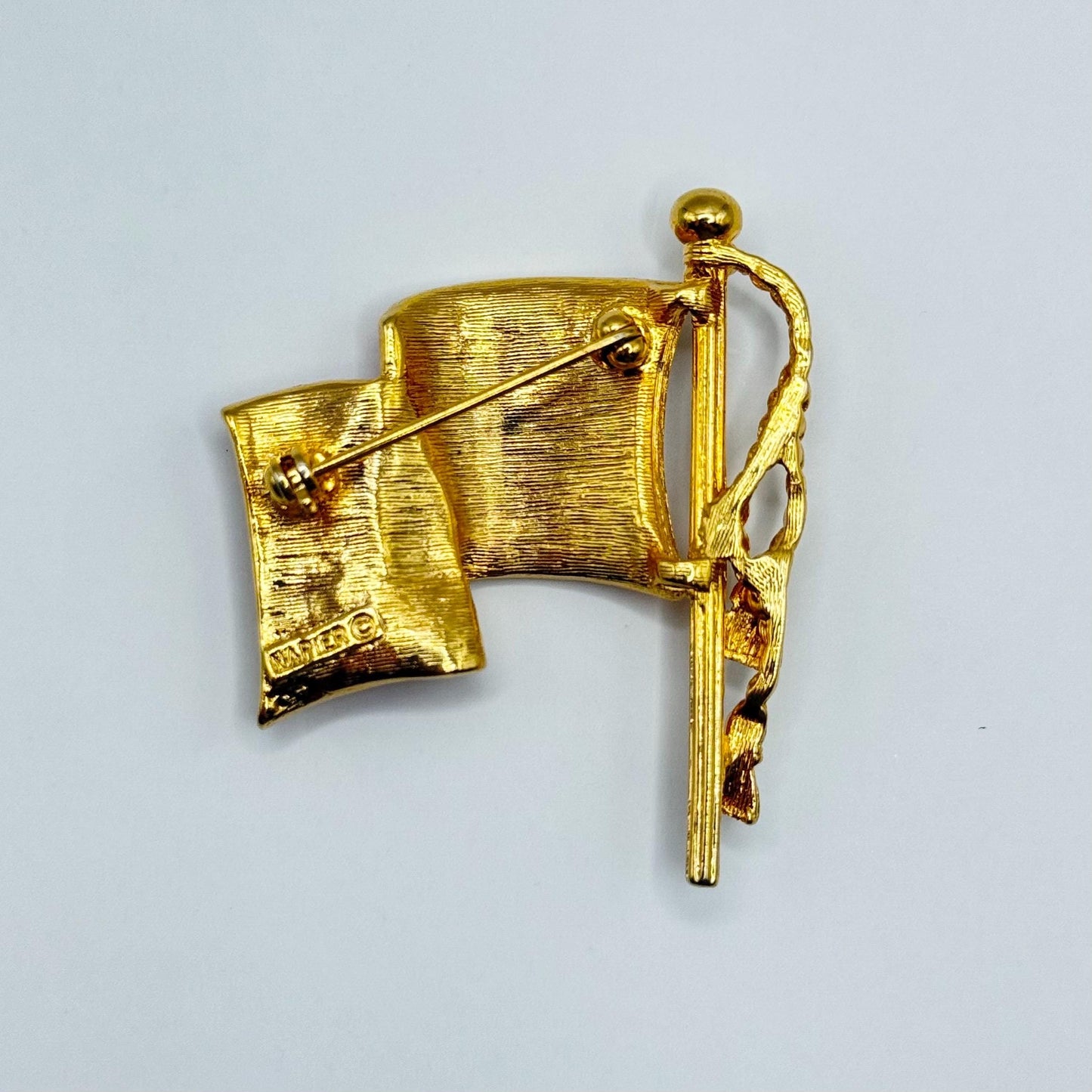 Vintage Brooch of USA Flag in Gold Tone and Rhinestones By Napier