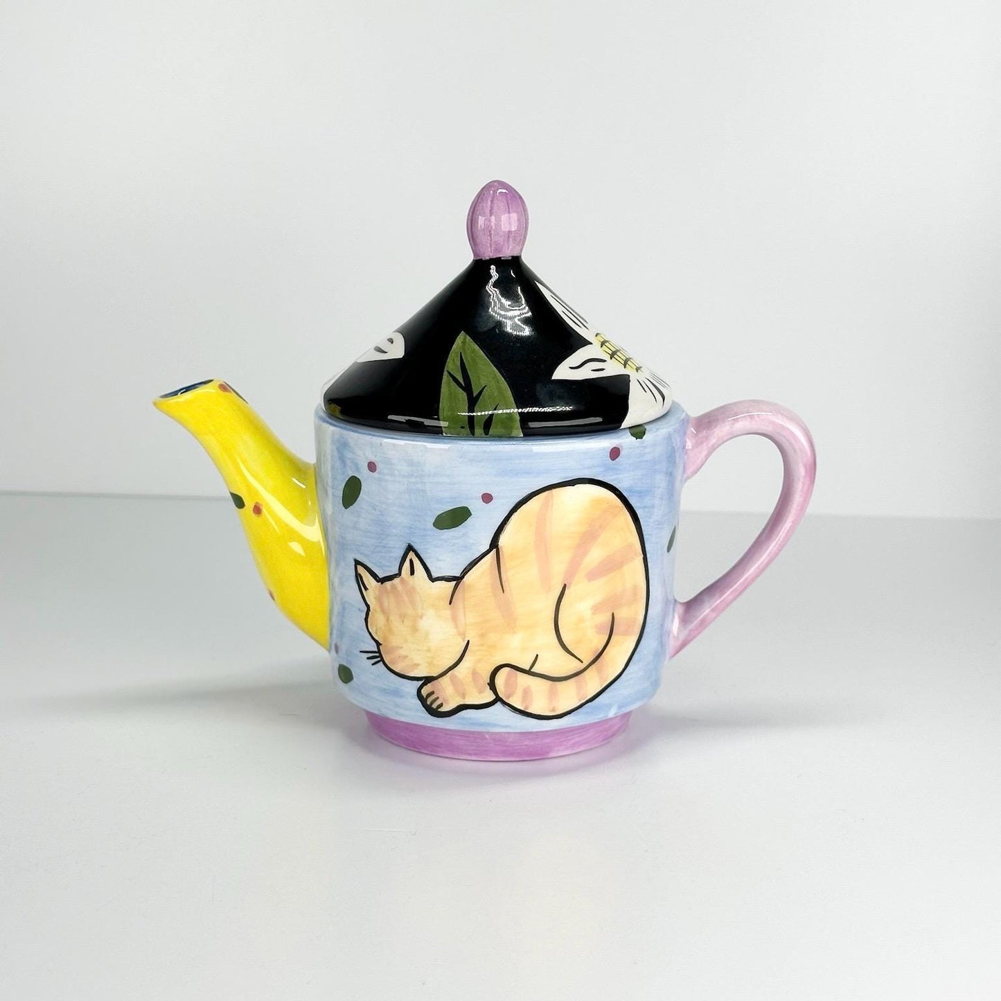 Vintage Chaleur Teapot with Groovy Dog and Cat Design