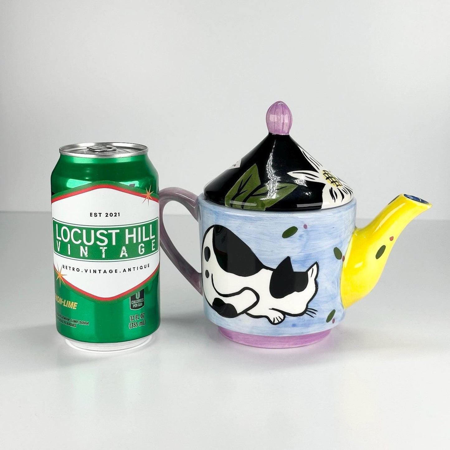 Vintage Chaleur Teapot with Groovy Dog and Cat Design