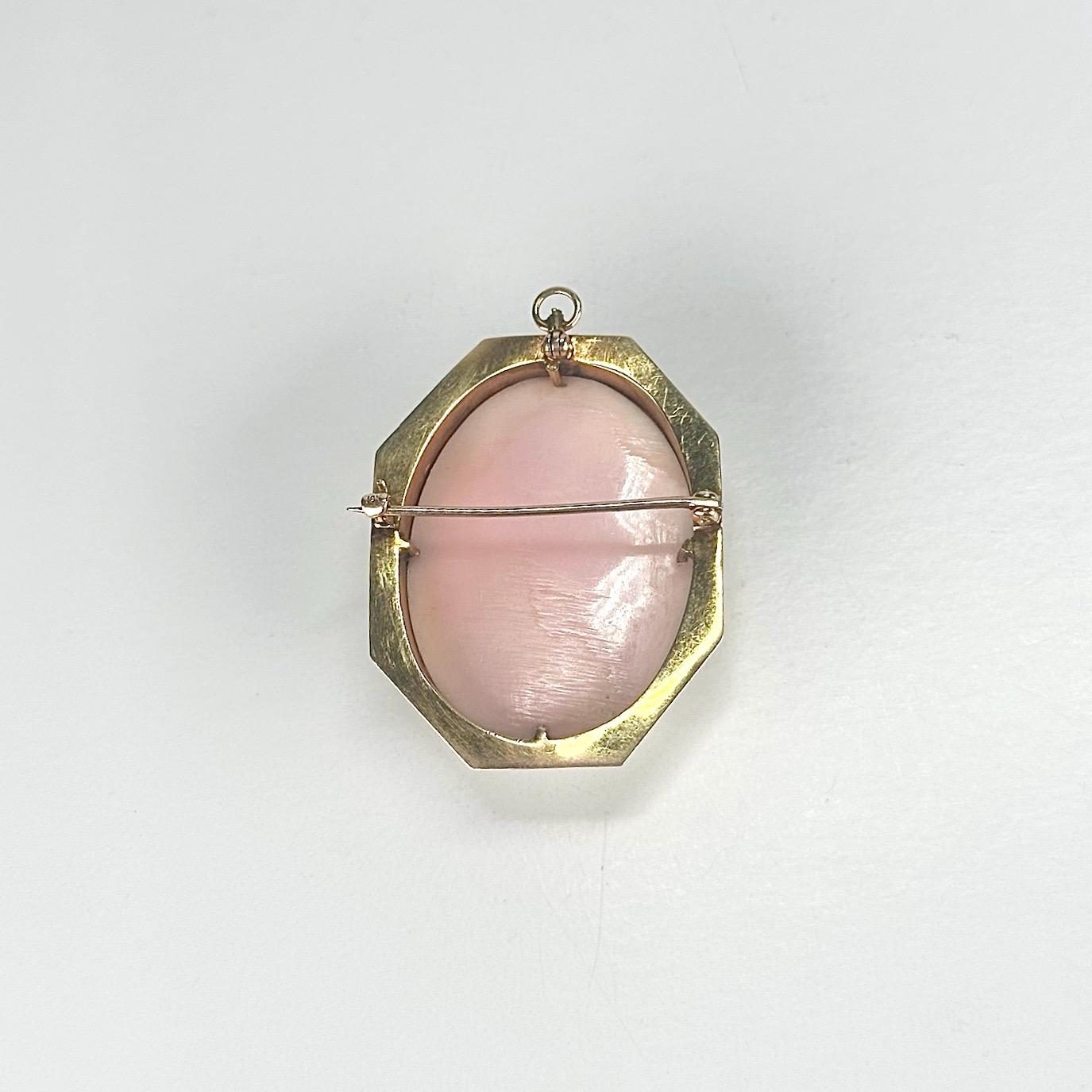 Vintage Cameo Brooch Pendant in Carved Shell Silhouette and 10K Gold from 1930s