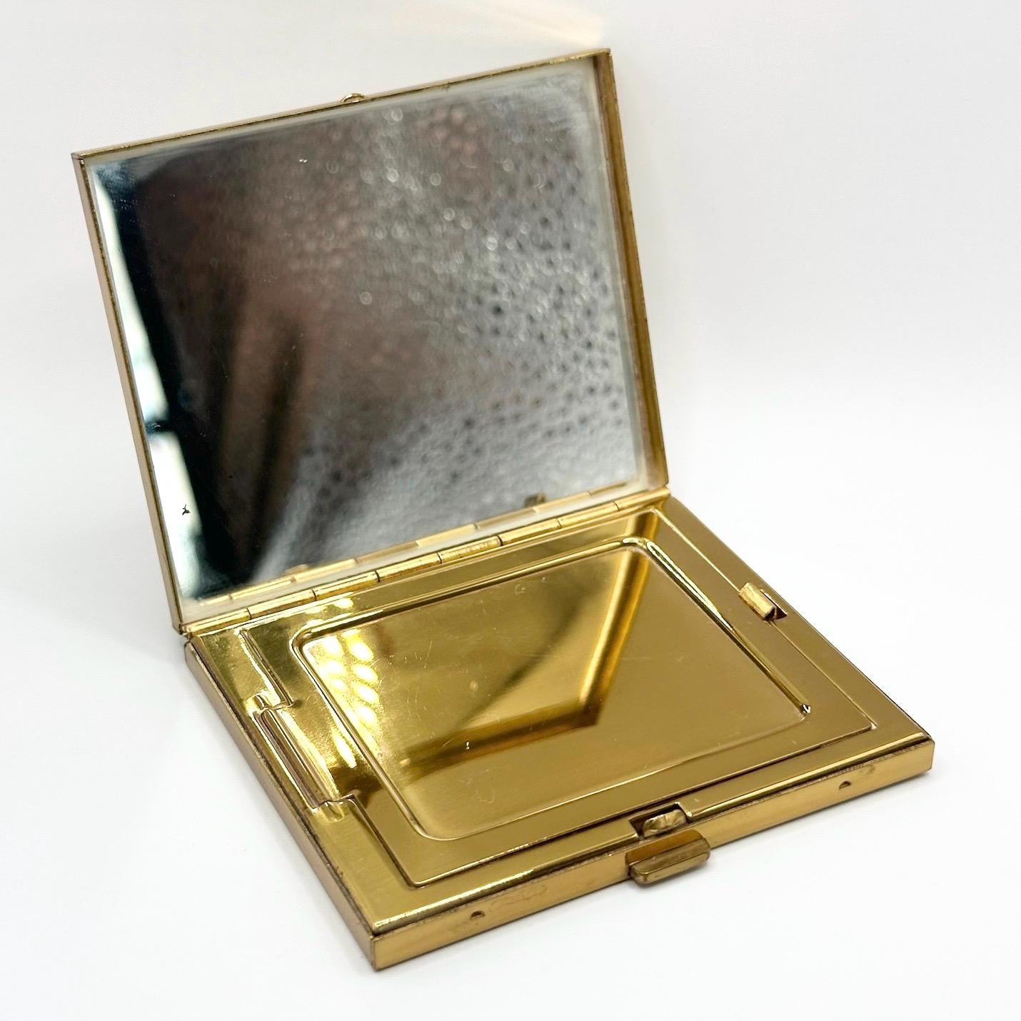 Vintage Compact with Encased Mother of Pearl Cover in Gold Tone Case and Applicator