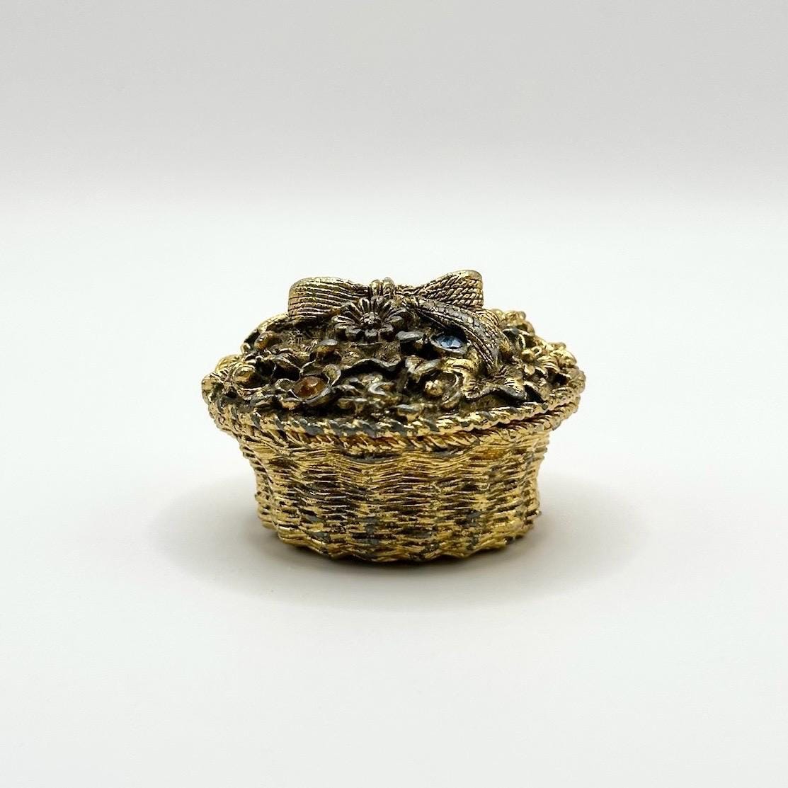 Vintage Compact of Floral Basket by Max Factor Hypnotique (empty)