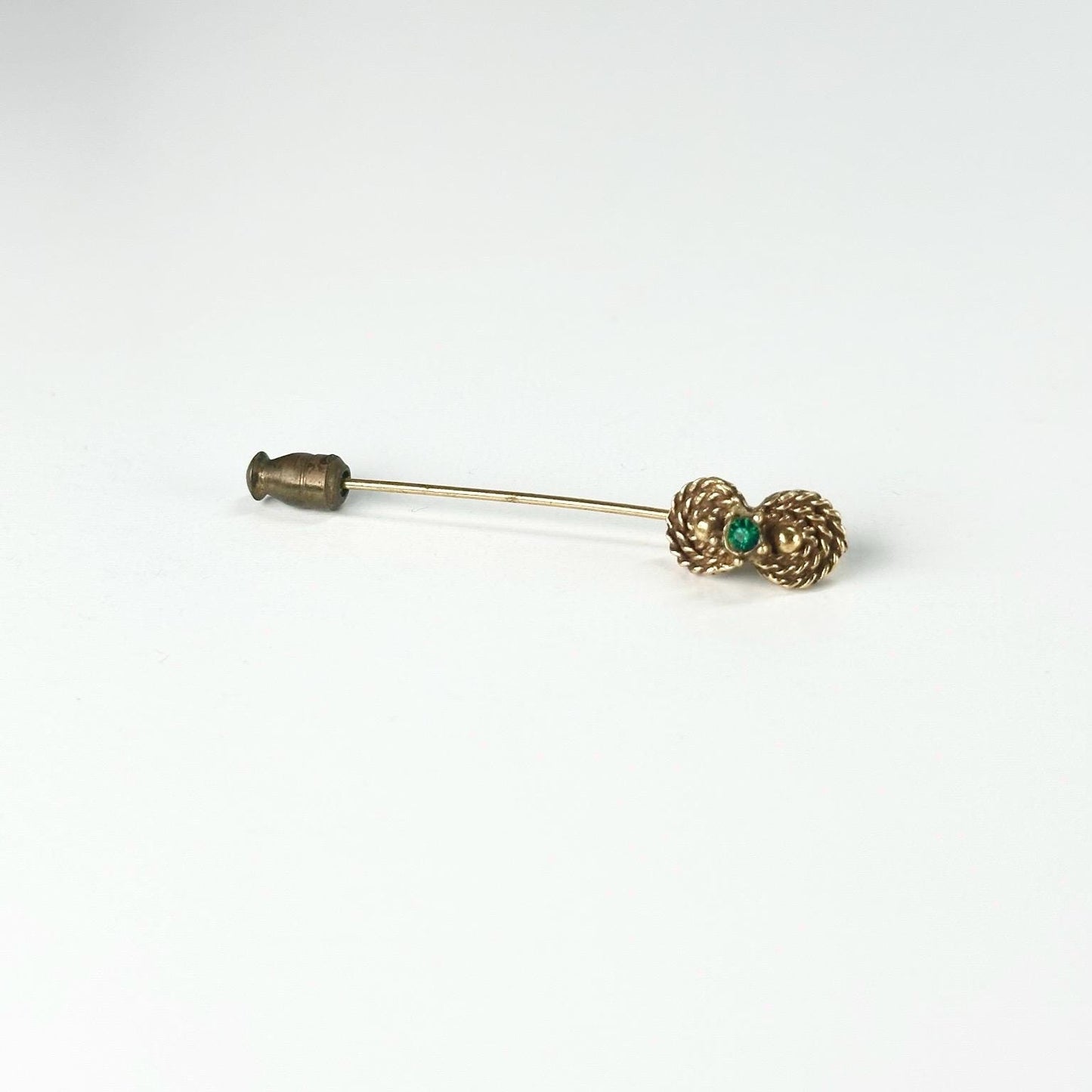 Vintage Brooch Stickpin with Emerald Green Rhinestone and Rope Design