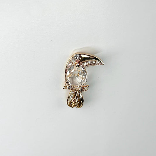 Vintage Brooch Pin with Swarovski Crystal Toucan in Gold Tone