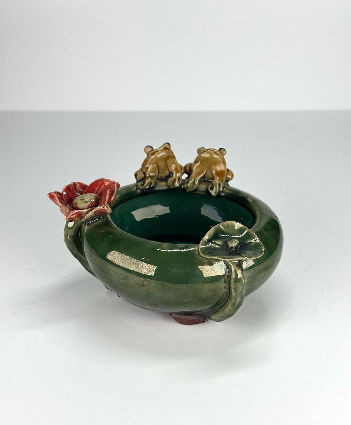 Vintage Majolica Planter or Dish with Frogs and Red Flower