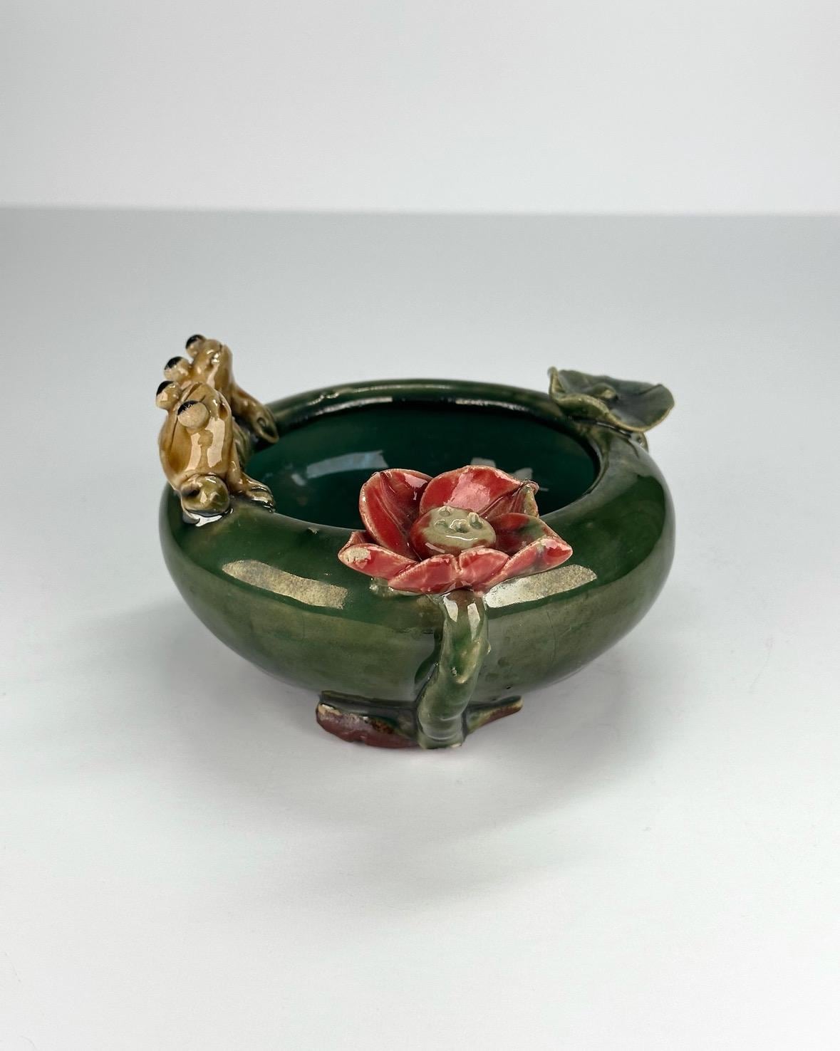 Vintage Majolica Planter or Dish with Frogs and Red Flower