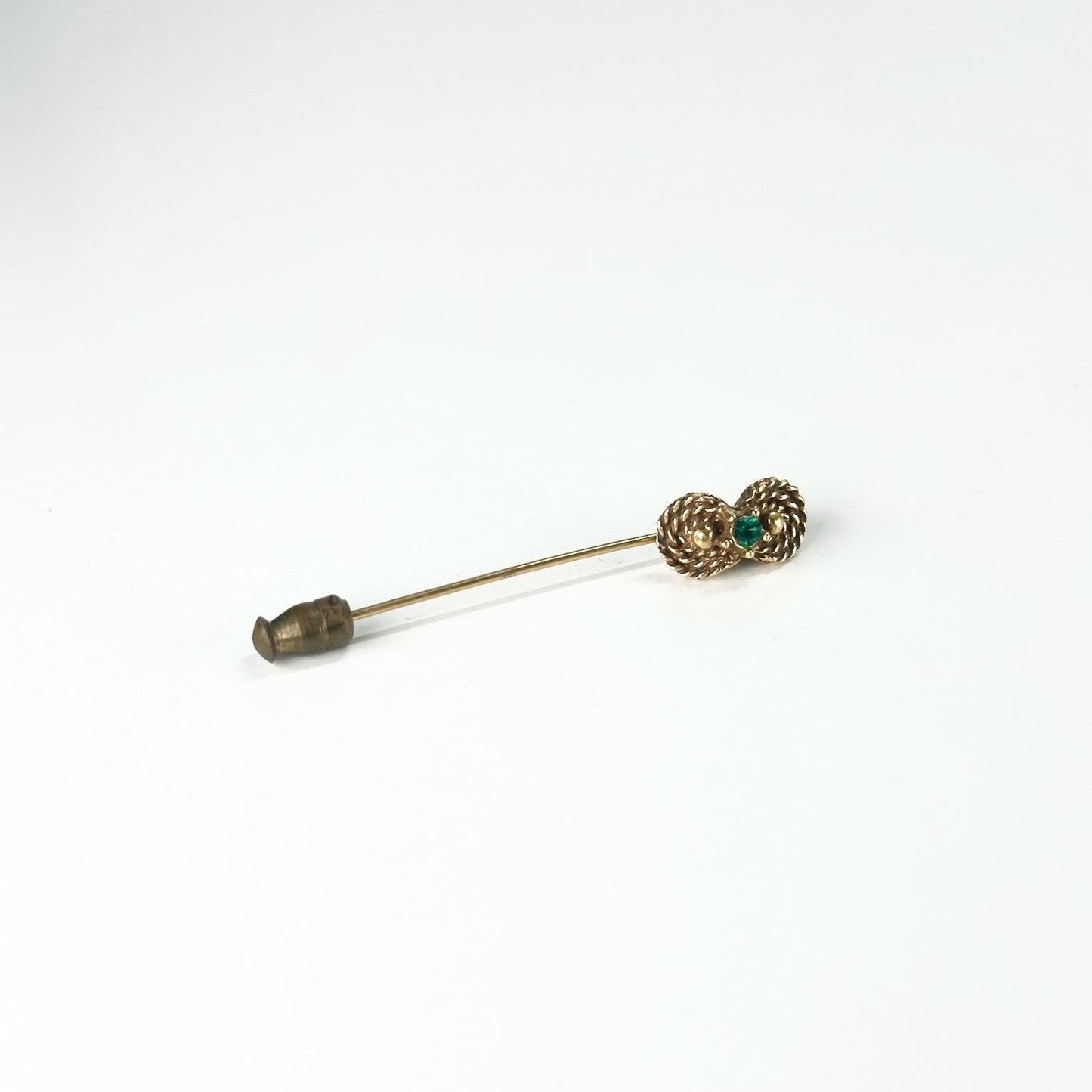 Vintage Brooch Stickpin with Emerald Green Rhinestone and Rope Design