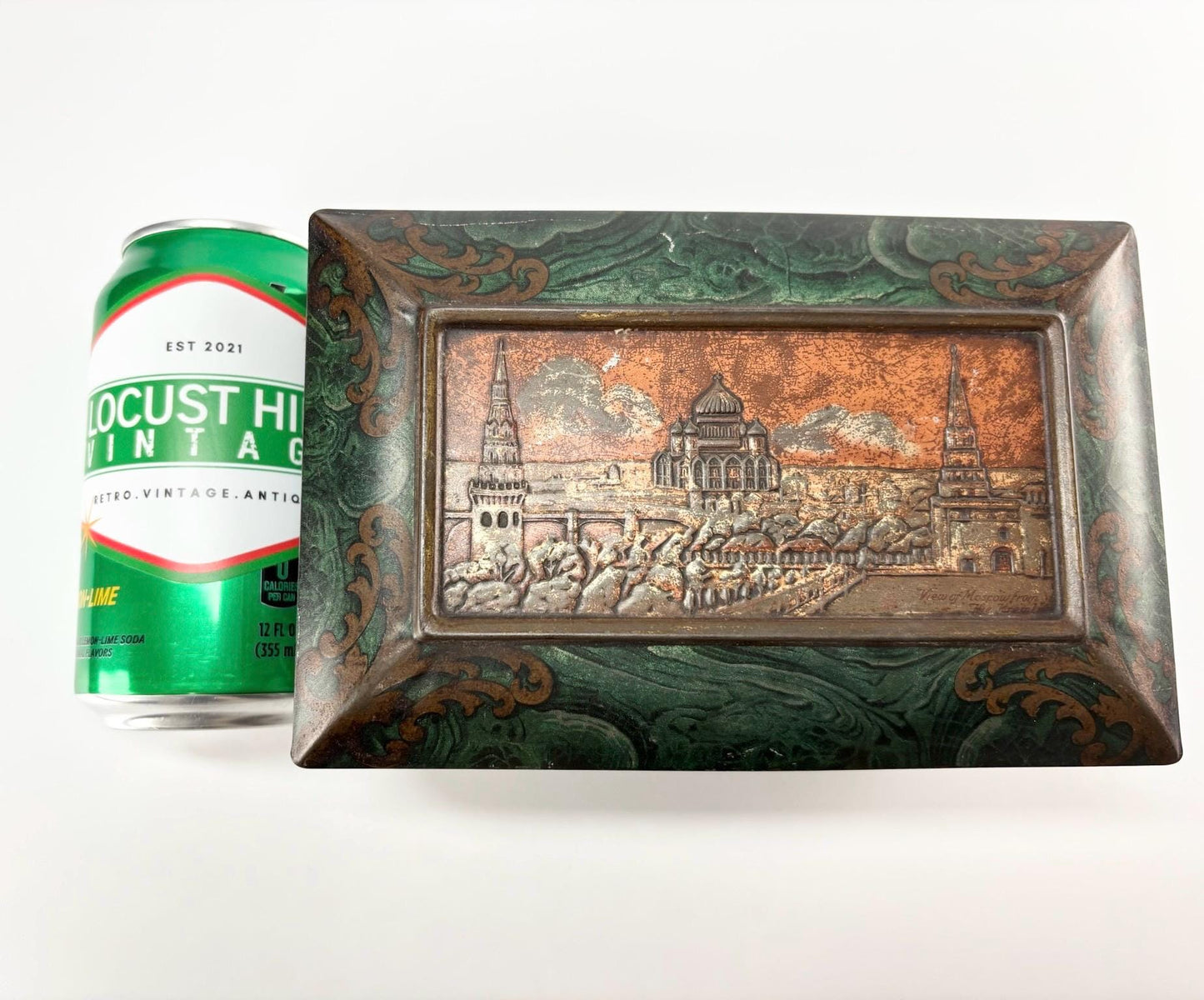 Vintage Collectable Tin W&R Jacob and Co Ltd Jacob's Biscuit  Manufacturers