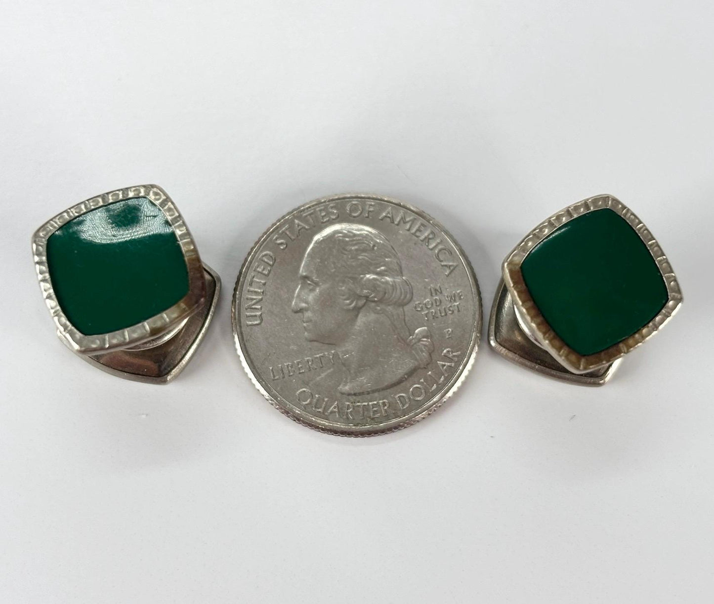 Vintage Cuff Links in Silver Tone Design with Green Celluloid Design
