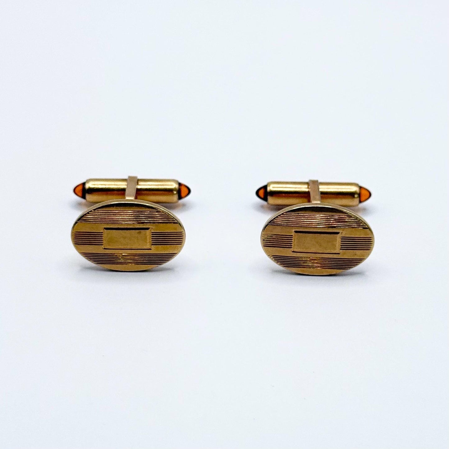 Vintage Cuff Links in Gold Tone with Oval Design and Made by Krementz