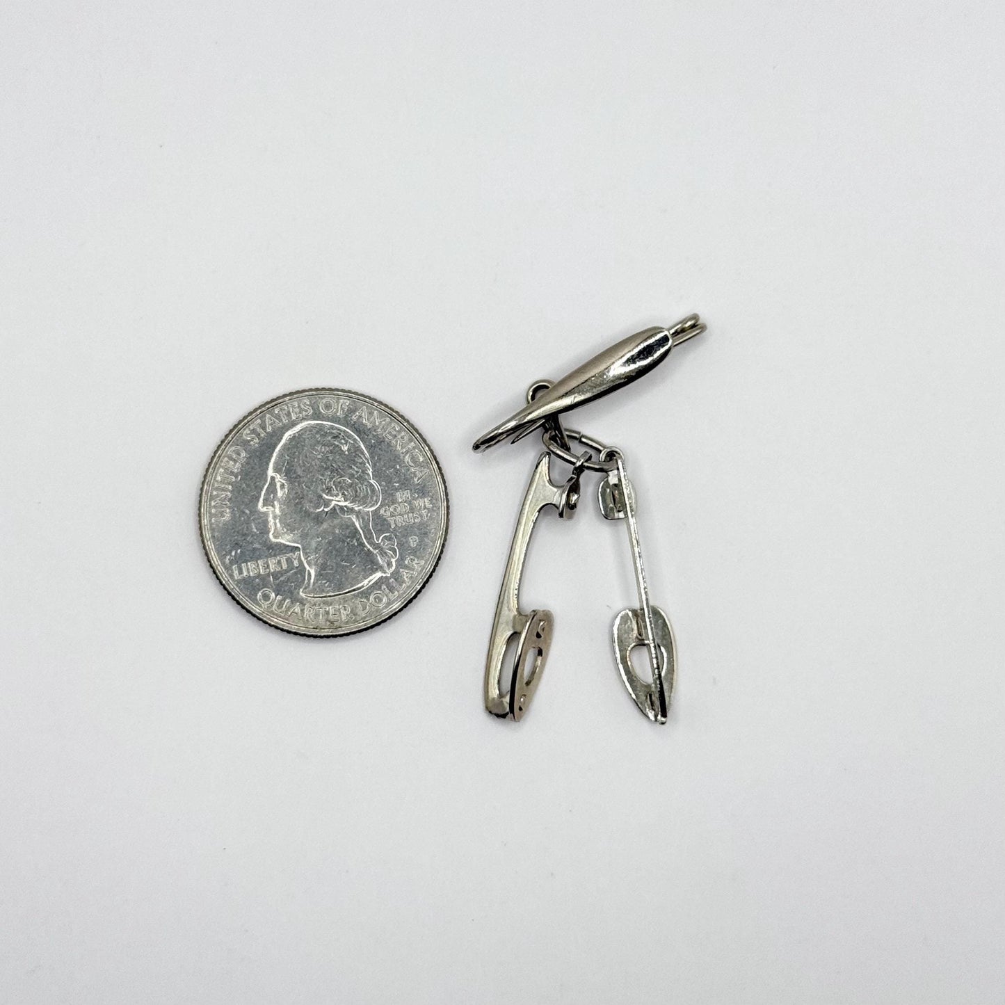 Vintage Brooch or Pin of Ice Skate Blades Stamped Beau Sterling