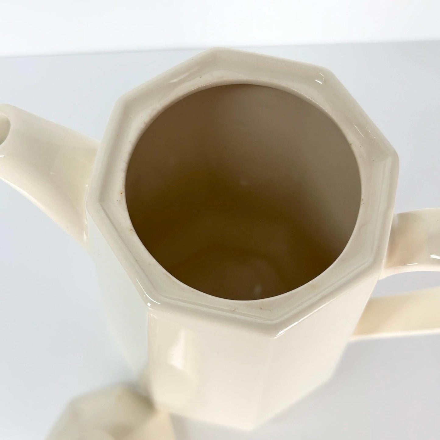 Vintage Coffee or Teapot in an Off-White Ceramic