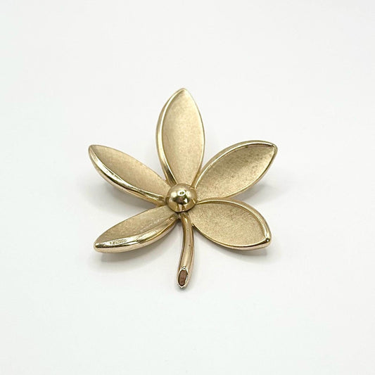 Vintage Brooch Pin of Flower in Gold Tone and Made by Crown Trifari