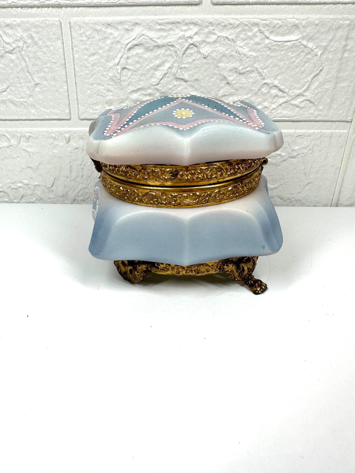 Vintage Trinket Dish, Nakara C. F. Monroe Co., Dresser Box, Enamelled.